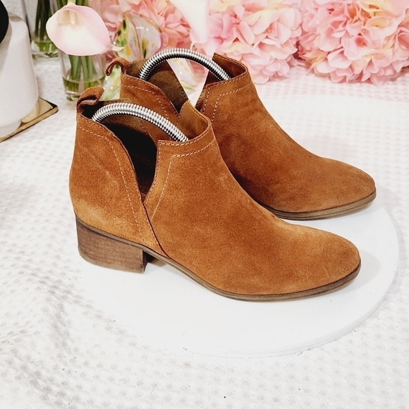 COCONUTS By Matisse Caruso Brown Suede Leather Boots Size 7.5M - Picture 5 of 9